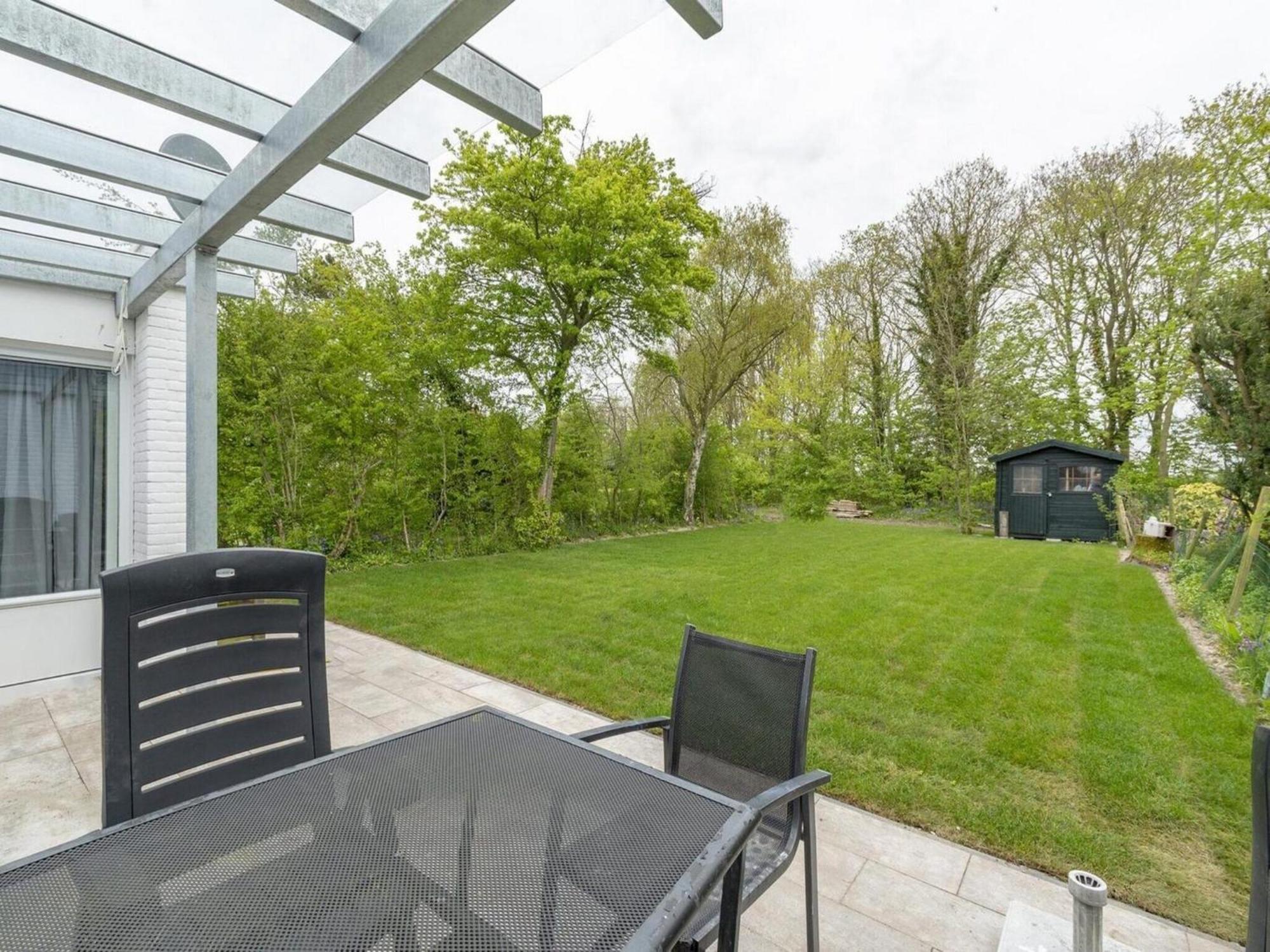 Holiday Home With Fabulous Garden Sint Maartensvlotbrug Eksteriør billede